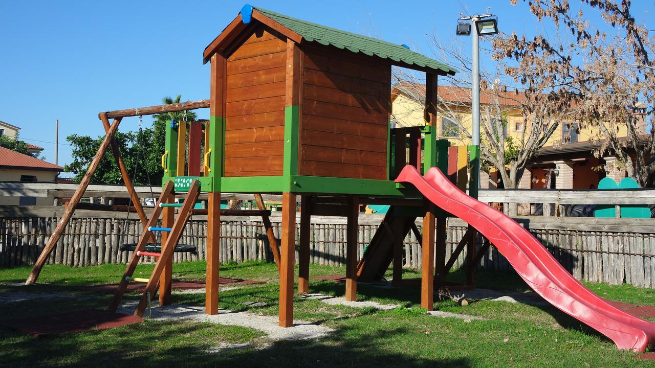 Agriturismo Masseria I Risi Guest House SantʼEufemia Lamezia Екстериор снимка
