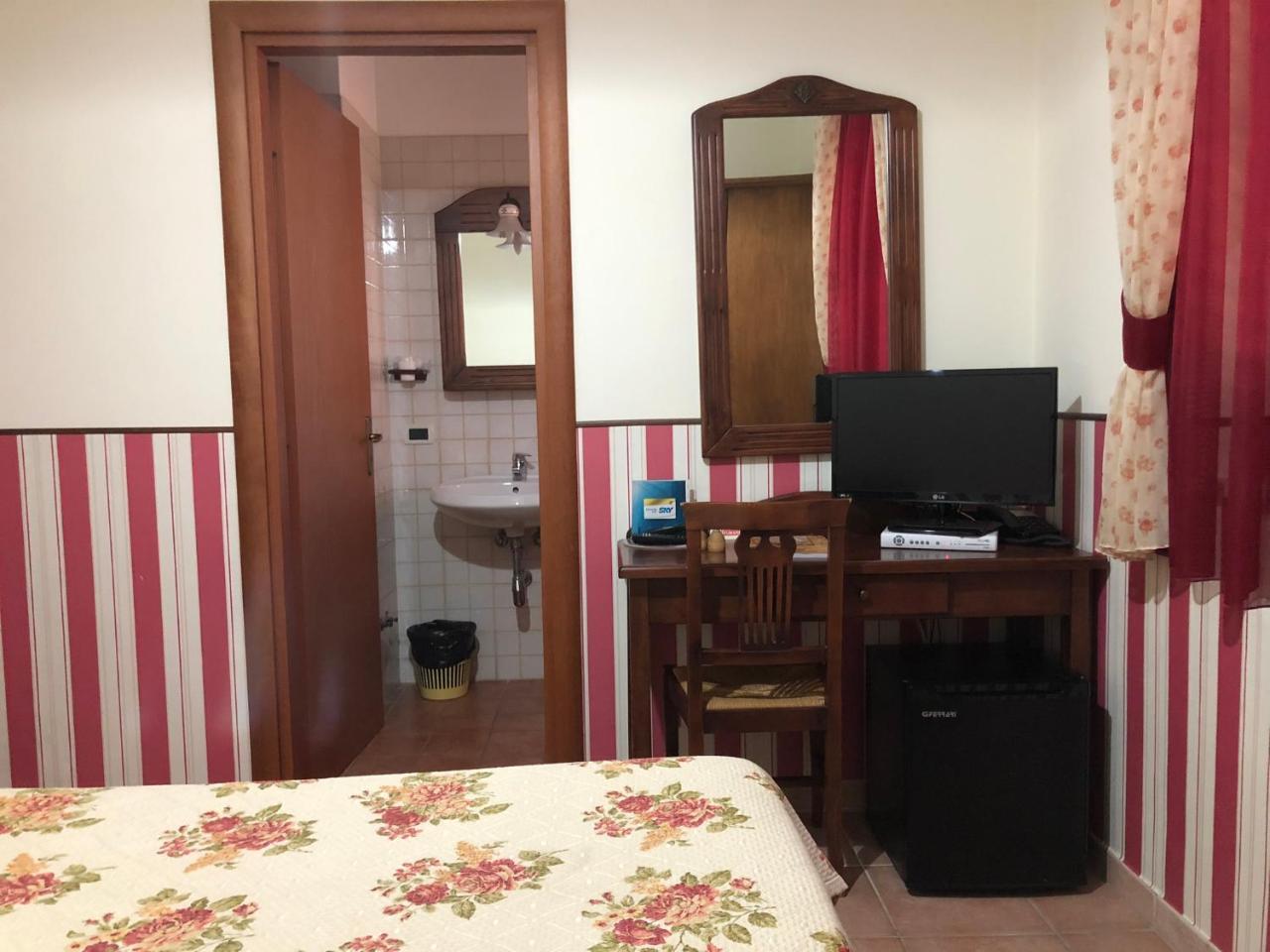 Agriturismo Masseria I Risi Guest House SantʼEufemia Lamezia Екстериор снимка
